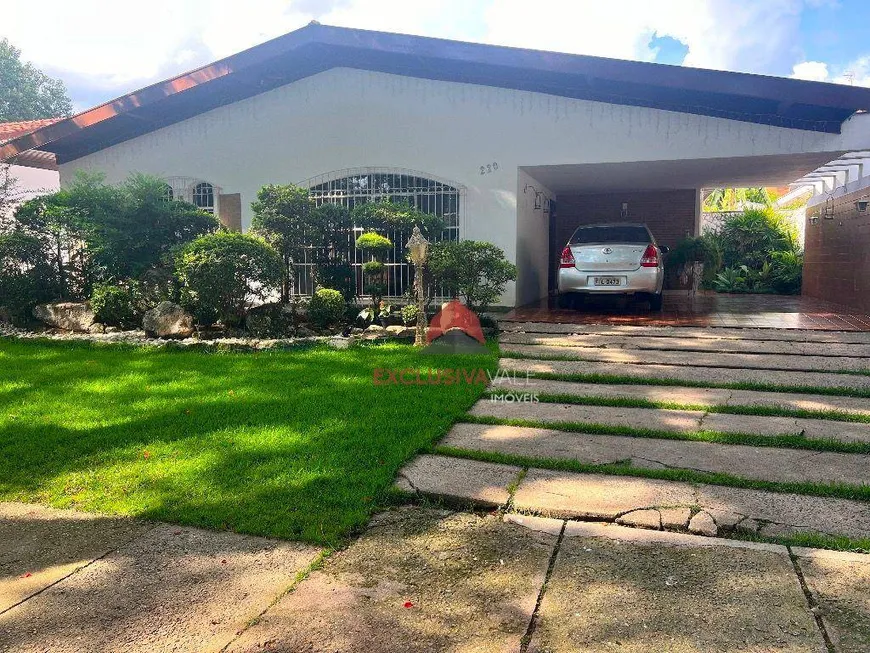 Foto 1 de Casa com 6 Quartos à venda, 280m² em Jardim Apolo, São José dos Campos