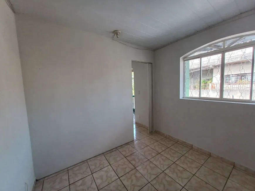 Foto 1 de Apartamento com 3 Quartos para alugar, 75m² em Palmares, Belo Horizonte