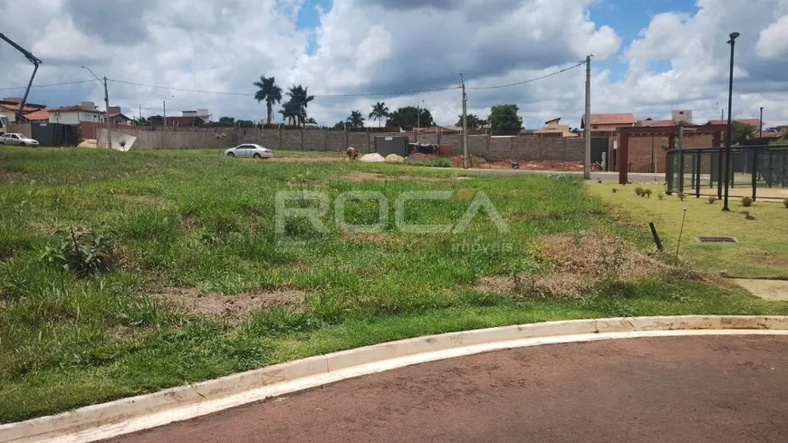 Foto 1 de Lote/Terreno à venda, 300m² em Parque Santa Felícia Jardim, São Carlos