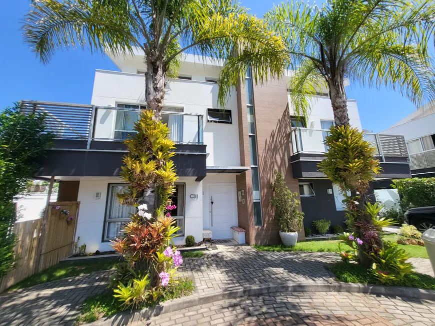 Foto 1 de Casa de Condomínio com 4 Quartos à venda, 270m² em Recreio Dos Bandeirantes, Rio de Janeiro