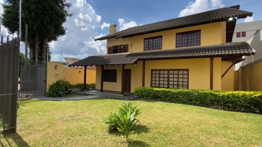 Foto 1 de Casa com 5 Quartos à venda, 336m² em Água Verde, Curitiba