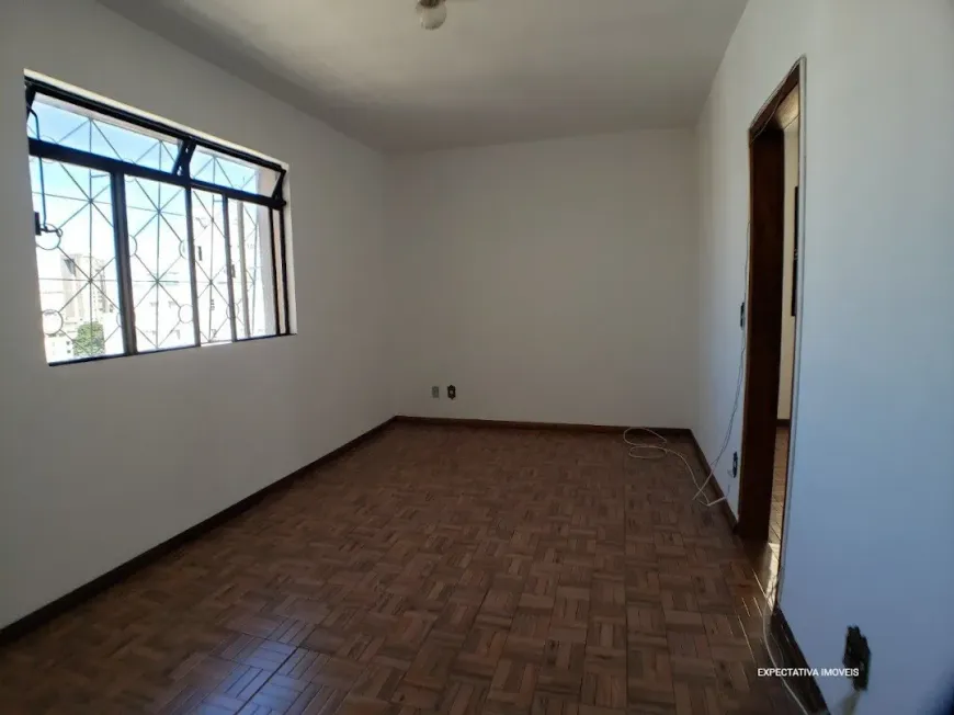 Foto 1 de Apartamento com 3 Quartos para alugar, 160m² em Sagrada Família, Belo Horizonte