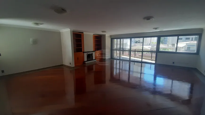Foto 1 de Apartamento com 4 Quartos para alugar, 235m² em Cambuí, Campinas