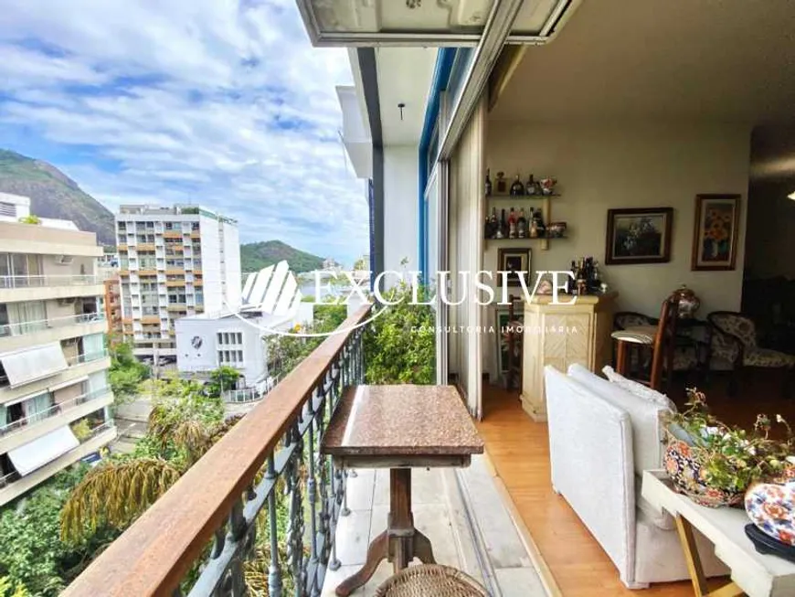Foto 1 de Apartamento com 4 Quartos à venda, 166m² em Lagoa, Rio de Janeiro
