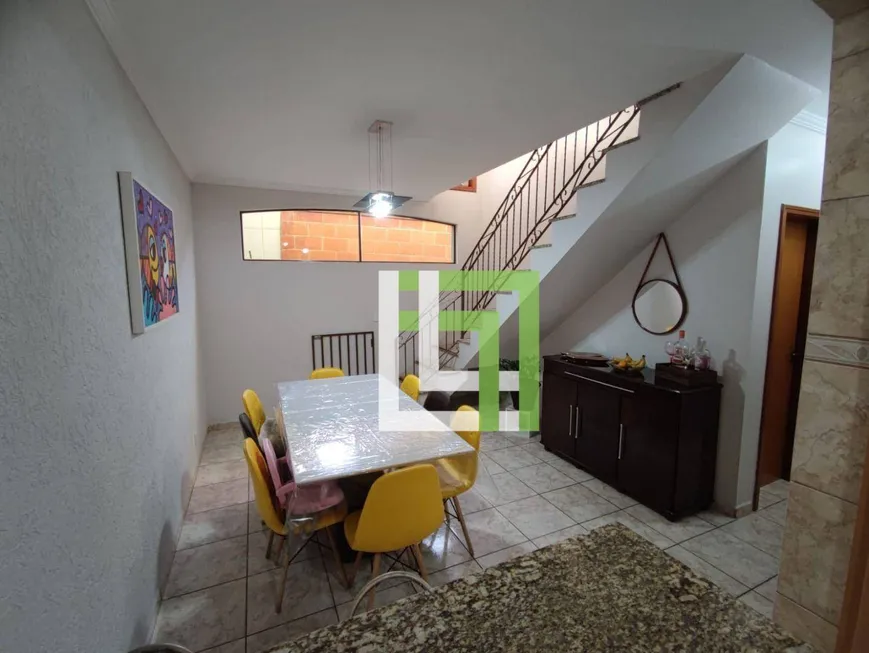 Foto 1 de Sobrado com 3 Quartos à venda, 110m² em Vila M Genoveva, Jundiaí