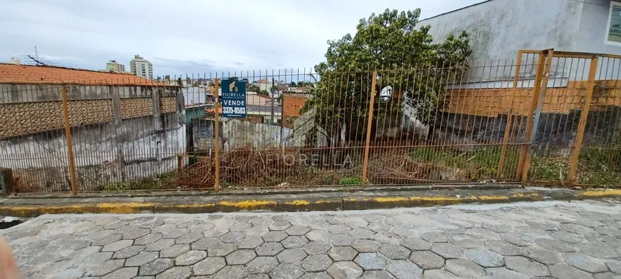 Foto 1 de Lote/Terreno à venda, 240m² em Capoeiras, Florianópolis