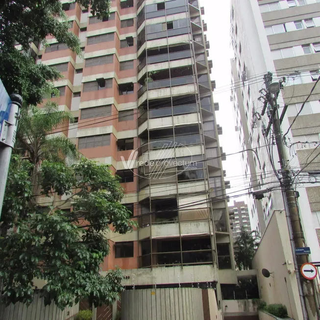 Foto 1 de Apartamento com 3 Quartos à venda, 230m² em Cambuí, Campinas