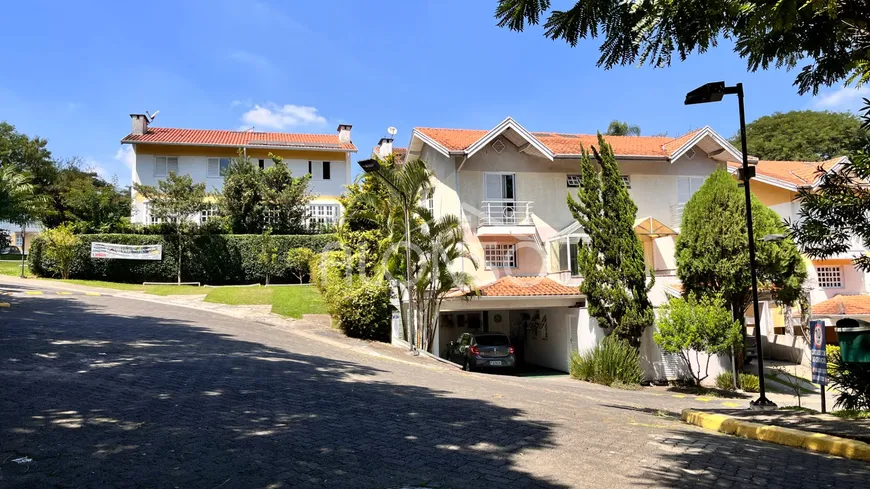 Foto 1 de Casa de Condomínio com 3 Quartos à venda, 250m² em Granja Viana, Cotia