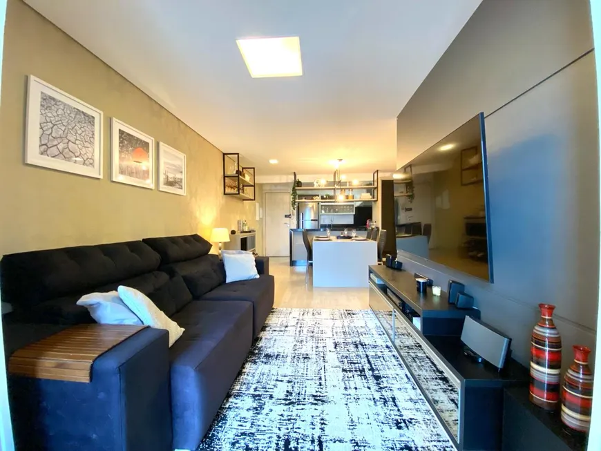 Foto 1 de Apartamento com 3 Quartos à venda, 97m² em Anita Garibaldi, Joinville