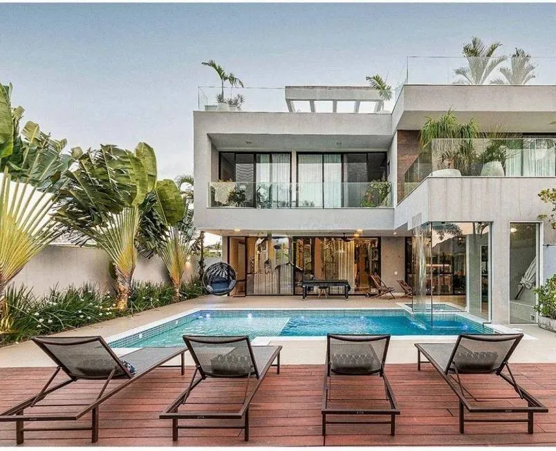 Foto 1 de Casa com 5 Quartos à venda, 770m² em Barra da Tijuca, Rio de Janeiro