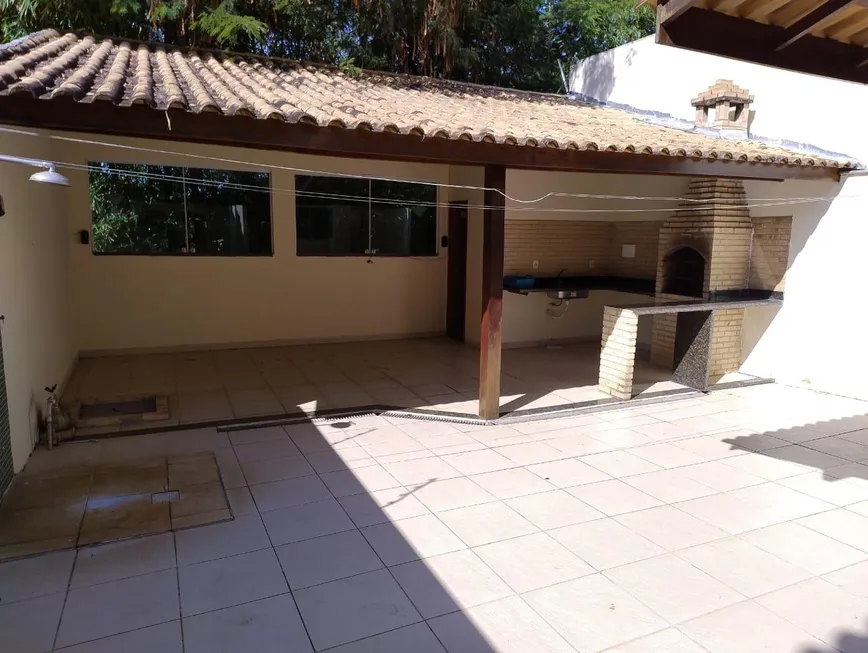 Foto 1 de Casa com 4 Quartos para alugar, 225m² em Lagoa, Macaé