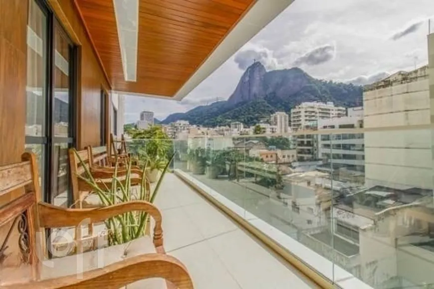 Foto 1 de Apartamento com 3 Quartos à venda, 130m² em Botafogo, Rio de Janeiro