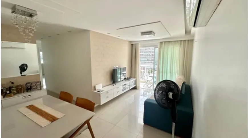 Foto 1 de Apartamento com 3 Quartos à venda, 50m² em Santa Rosa, Niterói