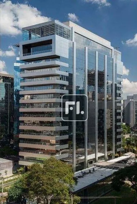 Foto 1 de Sala Comercial para alugar, 1300m² em Vila Olímpia, São Paulo