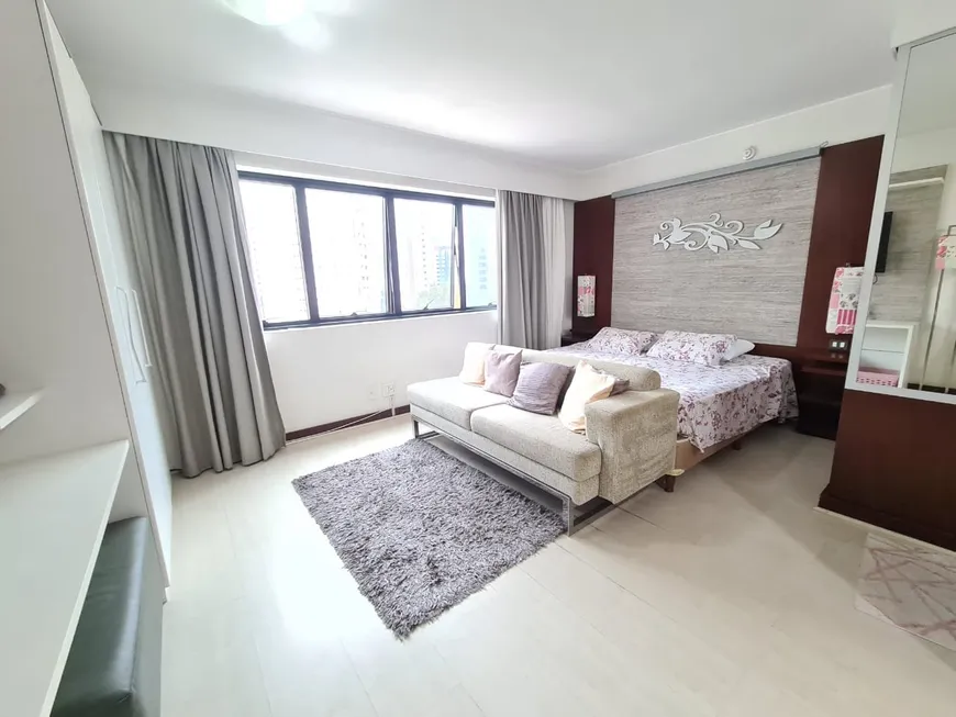 Foto 1 de Apartamento com 1 Quarto para alugar, 30m² em Moema, São Paulo