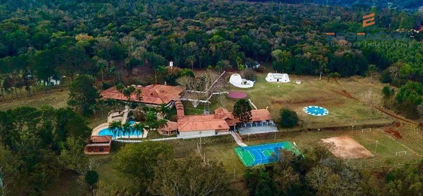 Foto 1 de Fazenda/Sítio com 8 Quartos à venda, 8075m² em Zona Rural, Botucatu