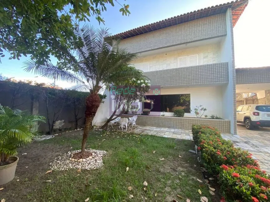 Foto 1 de Casa com 4 Quartos à venda, 450m² em Coroa do Meio, Aracaju