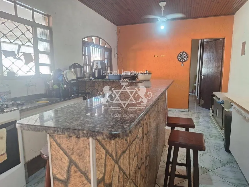 Foto 1 de Casa com 4 Quartos à venda, 174m² em Barranco Alto, Caraguatatuba