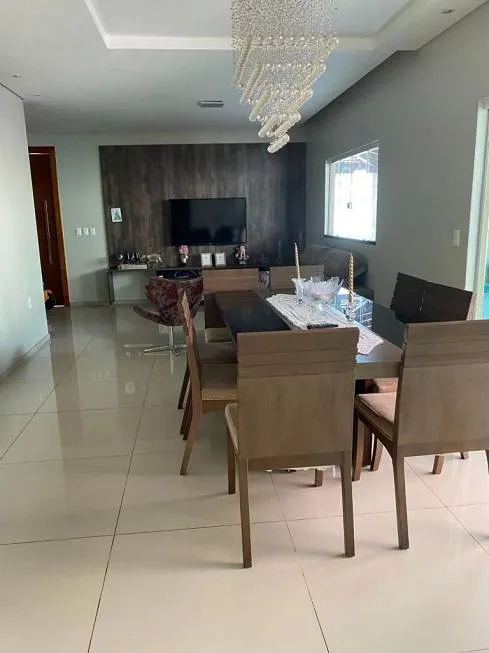 Foto 1 de Casa com 4 Quartos para venda ou aluguel, 300m² em Jardim Esplanada, São José dos Campos