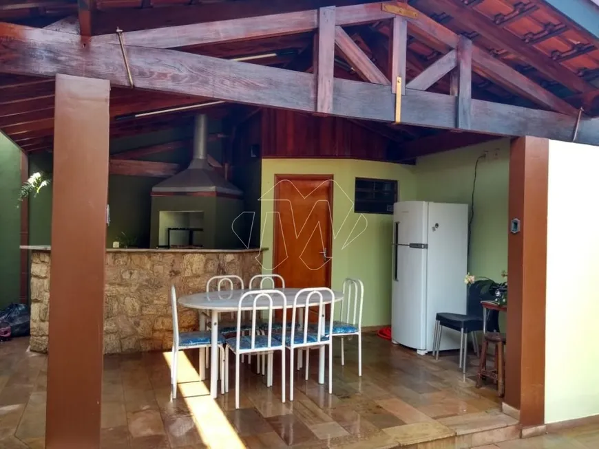 Foto 1 de Casa com 3 Quartos à venda, 156m² em Jardim Eliana, Araraquara