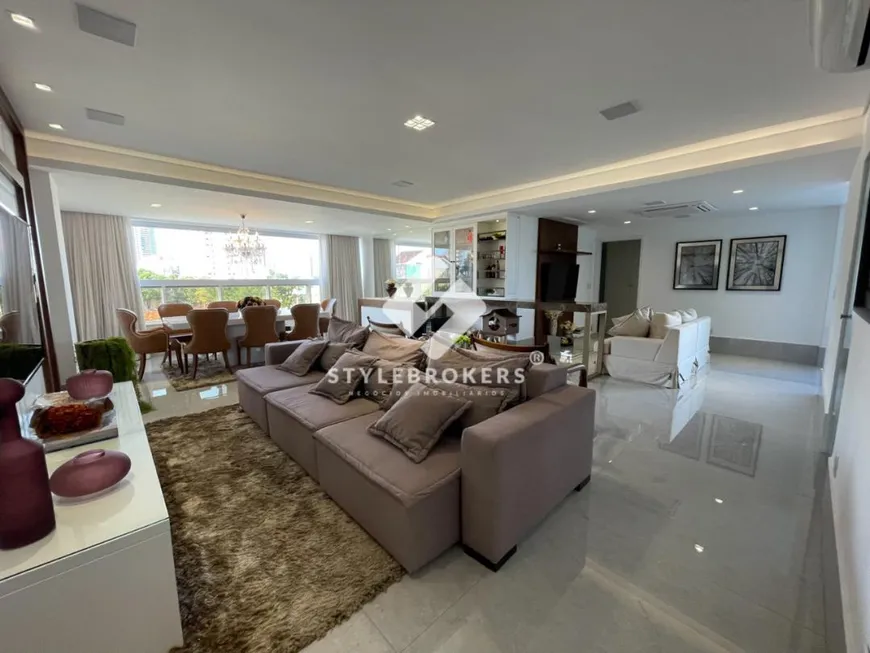 Foto 1 de Apartamento com 3 Quartos à venda, 169m² em Duque de Caxias, Cuiabá