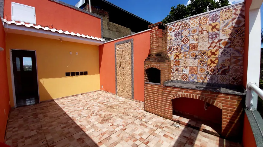 Foto 1 de Casa com 3 Quartos à venda, 135m² em Cabuis, Nilópolis