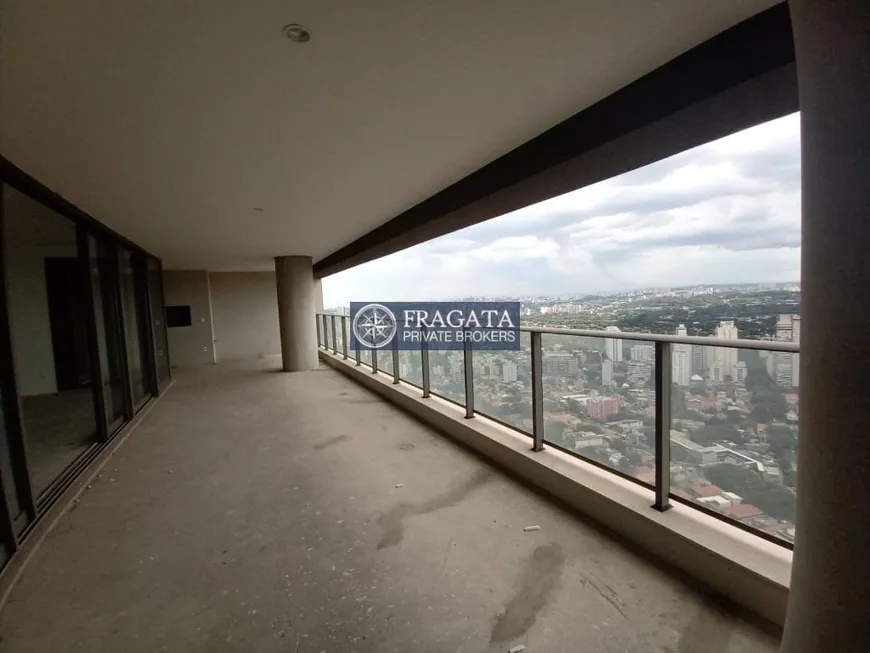 Foto 1 de Apartamento com 4 Quartos à venda, 275m² em Sumarezinho, São Paulo