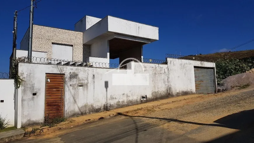 Foto 1 de Casa com 4 Quartos à venda, 250m² em Jardim Arizona, Sete Lagoas