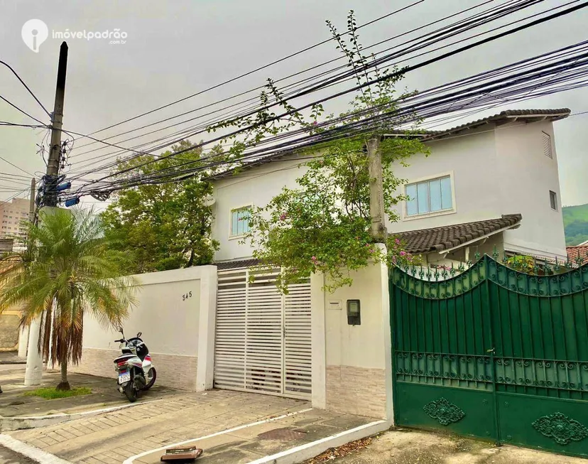 Foto 1 de Casa com 3 Quartos à venda, 120m² em Luz, Nova Iguaçu
