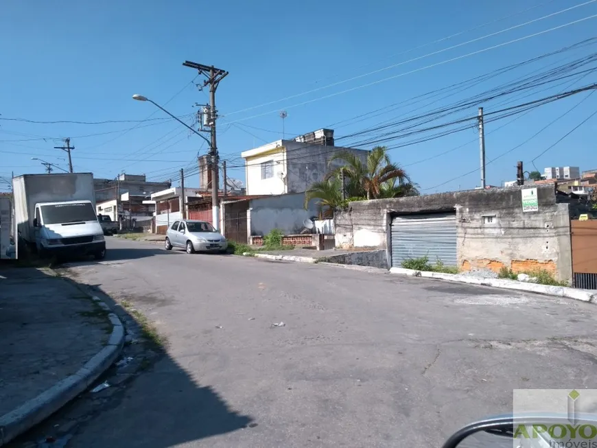 Foto 1 de Casa com 2 Quartos à venda, 80m² em Capão Redondo, São Paulo