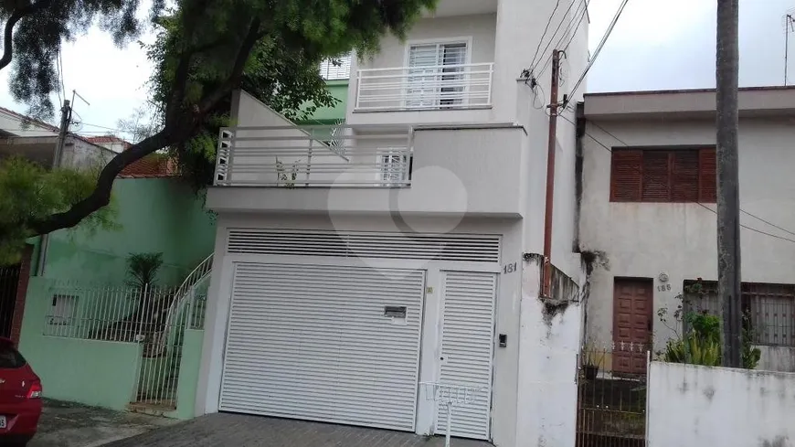 Foto 1 de Sobrado com 3 Quartos à venda, 210m² em Santana, São Paulo