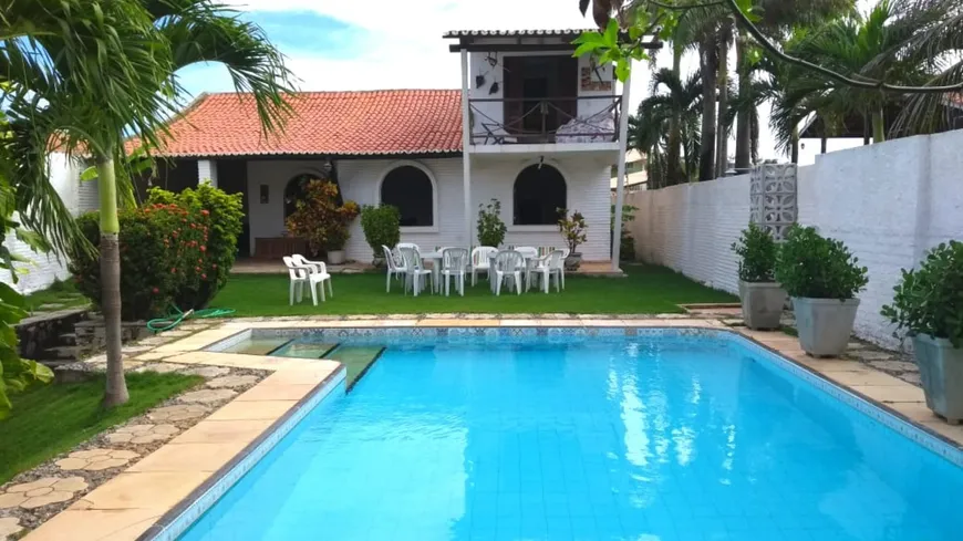 Foto 1 de Casa com 6 Quartos para venda ou aluguel, 199m² em Porto das Dunas, Aquiraz