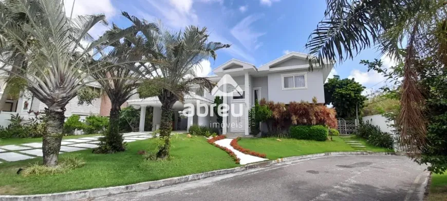 Foto 1 de Casa de Condomínio com 4 Quartos à venda, 700m² em Candelária, Natal