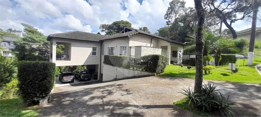 Foto 1 de Casa com 4 Quartos à venda, 320m² em Centro, Santana de Parnaíba