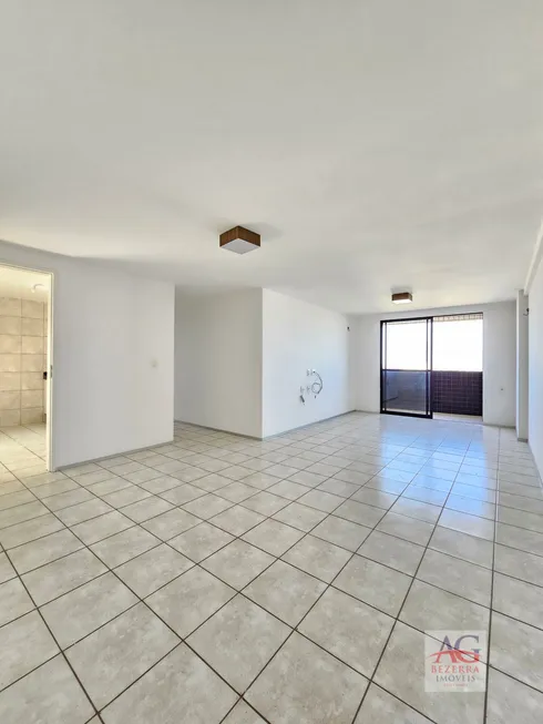 Foto 1 de Apartamento com 3 Quartos à venda, 107m² em Jardim Gonzaga, Juazeiro do Norte