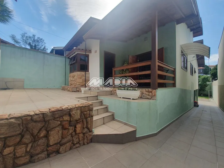 Foto 1 de Casa com 3 Quartos à venda, 190m² em Jardim Alto da Boa Vista, Valinhos