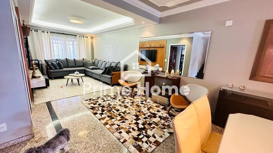 Foto 1 de Sobrado com 4 Quartos à venda, 330m² em Vila Marieta, Campinas