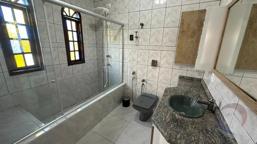 Foto 1 de Casa com 5 Quartos à venda, 360m² em Pantanal, Florianópolis
