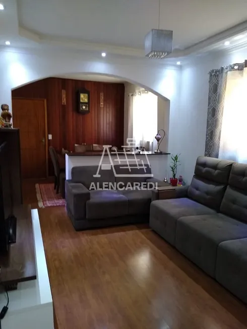 Foto 1 de Casa com 3 Quartos à venda, 130m² em Veloso, Osasco