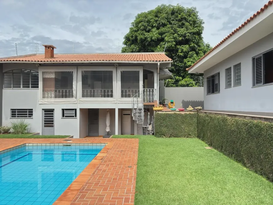 Foto 1 de Casa com 5 Quartos à venda, 422m² em Zona 05, Maringá