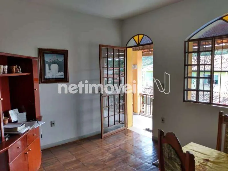 Foto 1 de Casa com 3 Quartos à venda, 272m² em Vila Nova Vista, Sabará