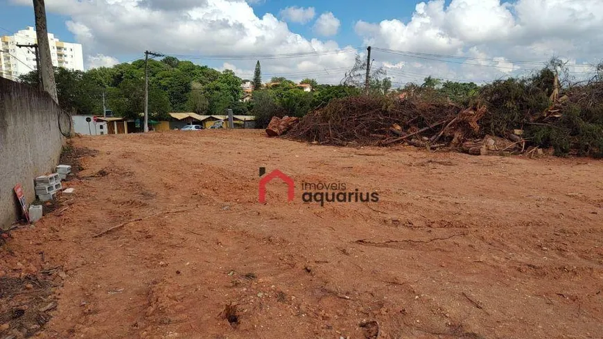 Foto 1 de Lote/Terreno à venda, 1690m² em Jardim Uira, São José dos Campos