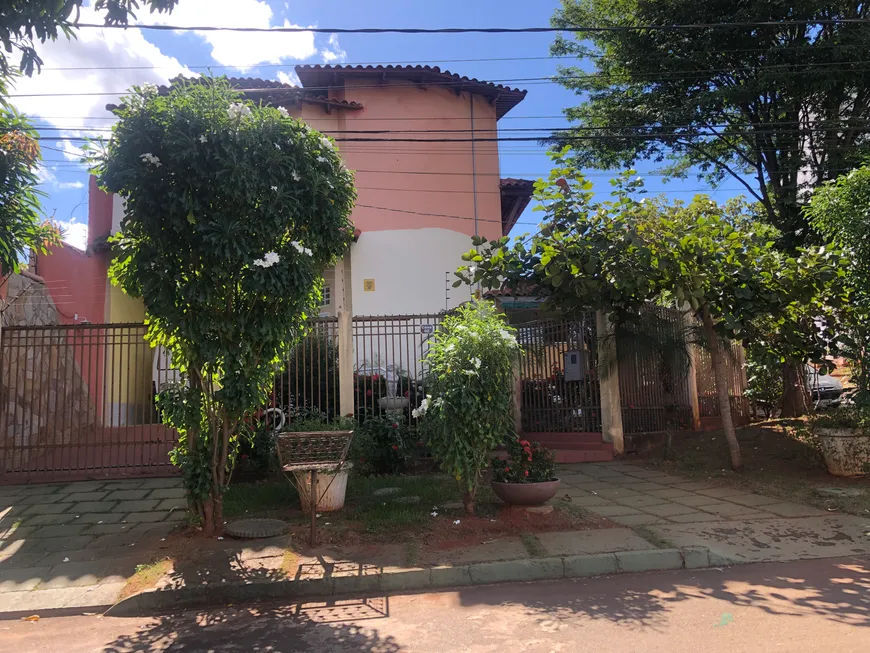 Foto 1 de Sobrado com 3 Quartos para alugar, 180m² em Setor Jaó, Goiânia