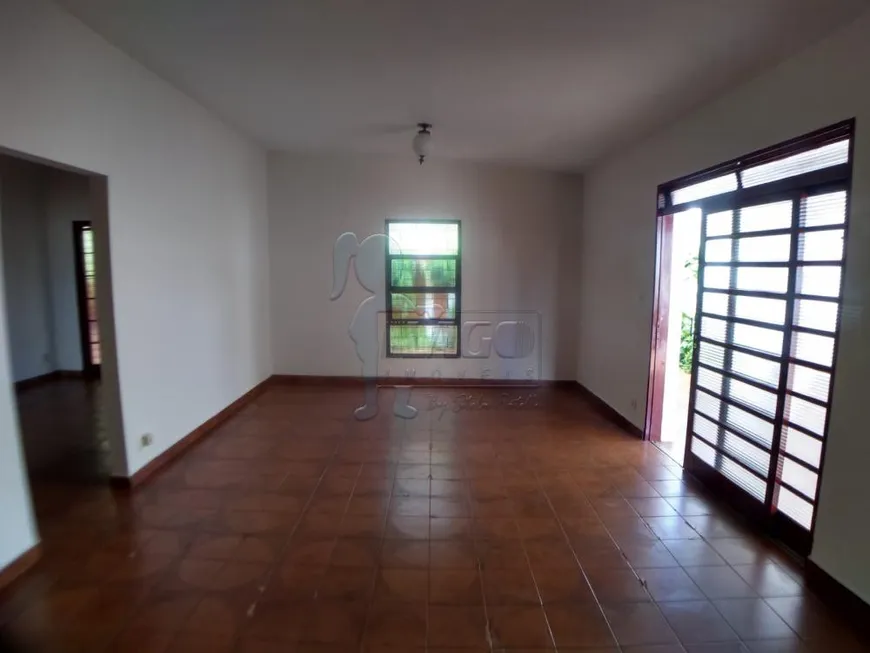 Foto 1 de Casa com 3 Quartos à venda, 327m² em Jardim Macedo, Ribeirão Preto