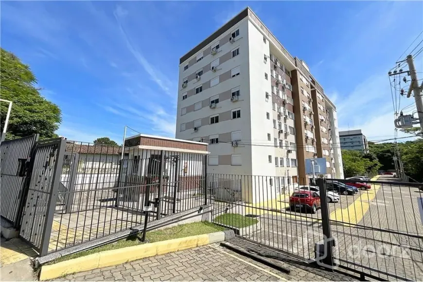 Foto 1 de Apartamento com 2 Quartos à venda, 50m² em Vila Nova, Porto Alegre