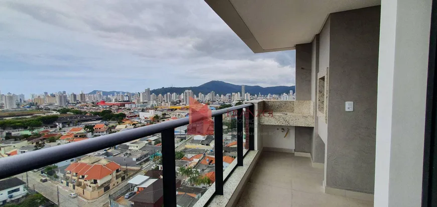 Foto 1 de Apartamento com 2 Quartos à venda, 67m² em Sao Joao, Itajaí