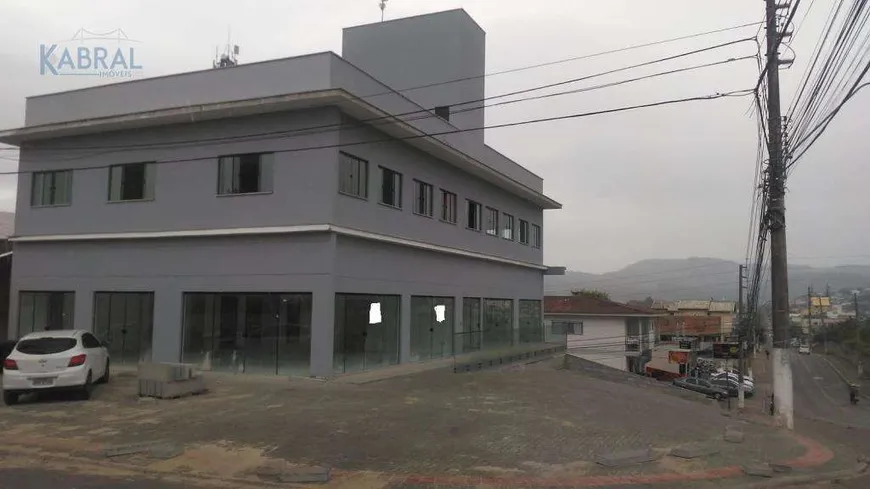 Foto 1 de Ponto Comercial para alugar, 300m² em São Sebastião, Palhoça