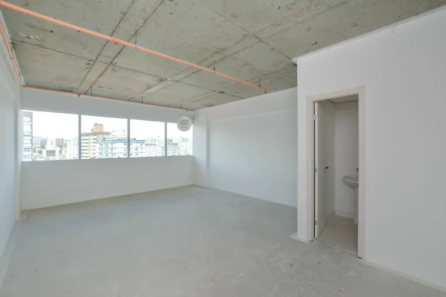 Foto 1 de Sala Comercial para alugar, 41m² em Bom Fim, Porto Alegre