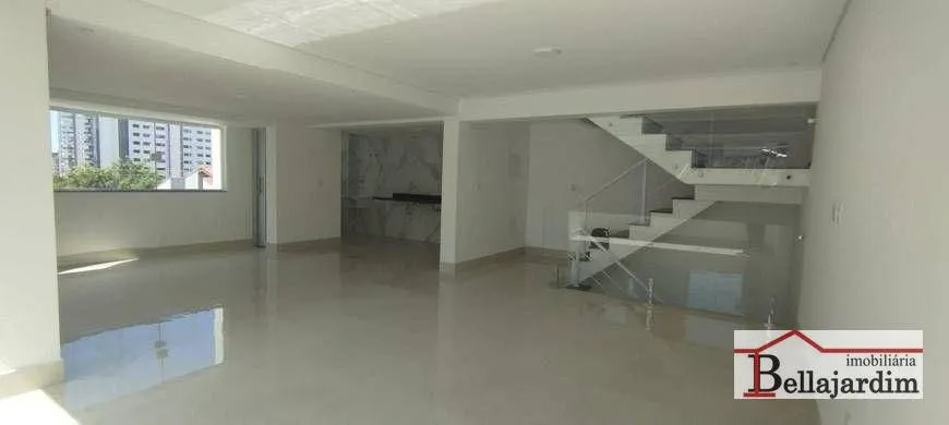 Foto 1 de Sobrado com 3 Quartos à venda, 304m² em Vila Alpina, Santo André