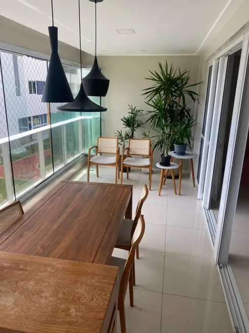 Foto 1 de Apartamento com 3 Quartos à venda, 140m² em Pituaçu, Salvador